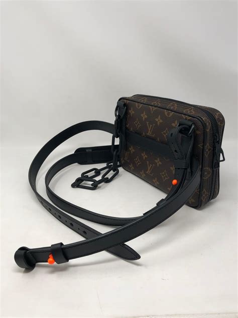 louis vuitton utility front bag
